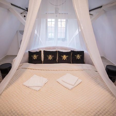 Magiczne Gniazdko Na Samym Rynku Apartment Вроцлав Екстериор снимка